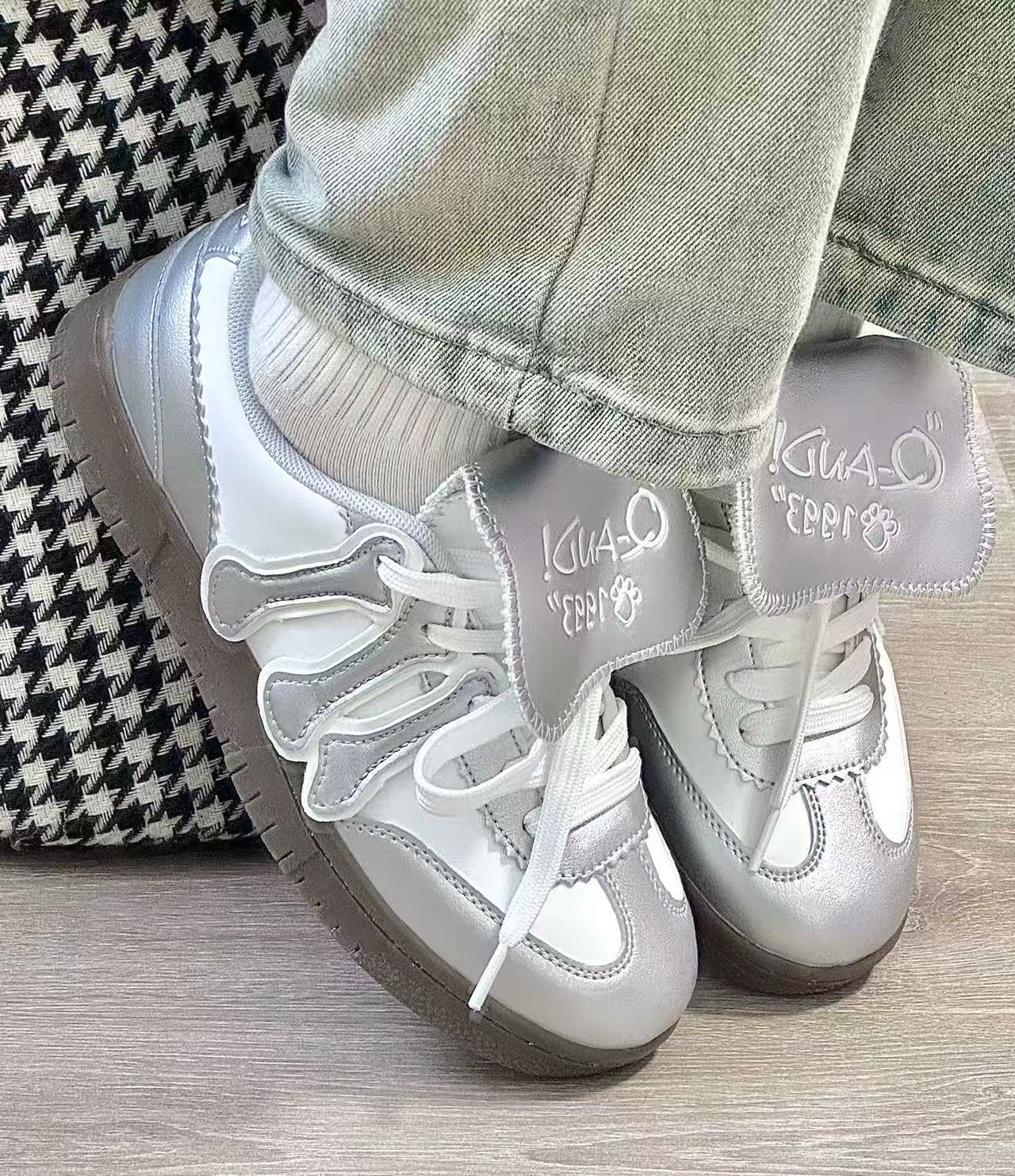 Women's Casual Sneakers - Silver