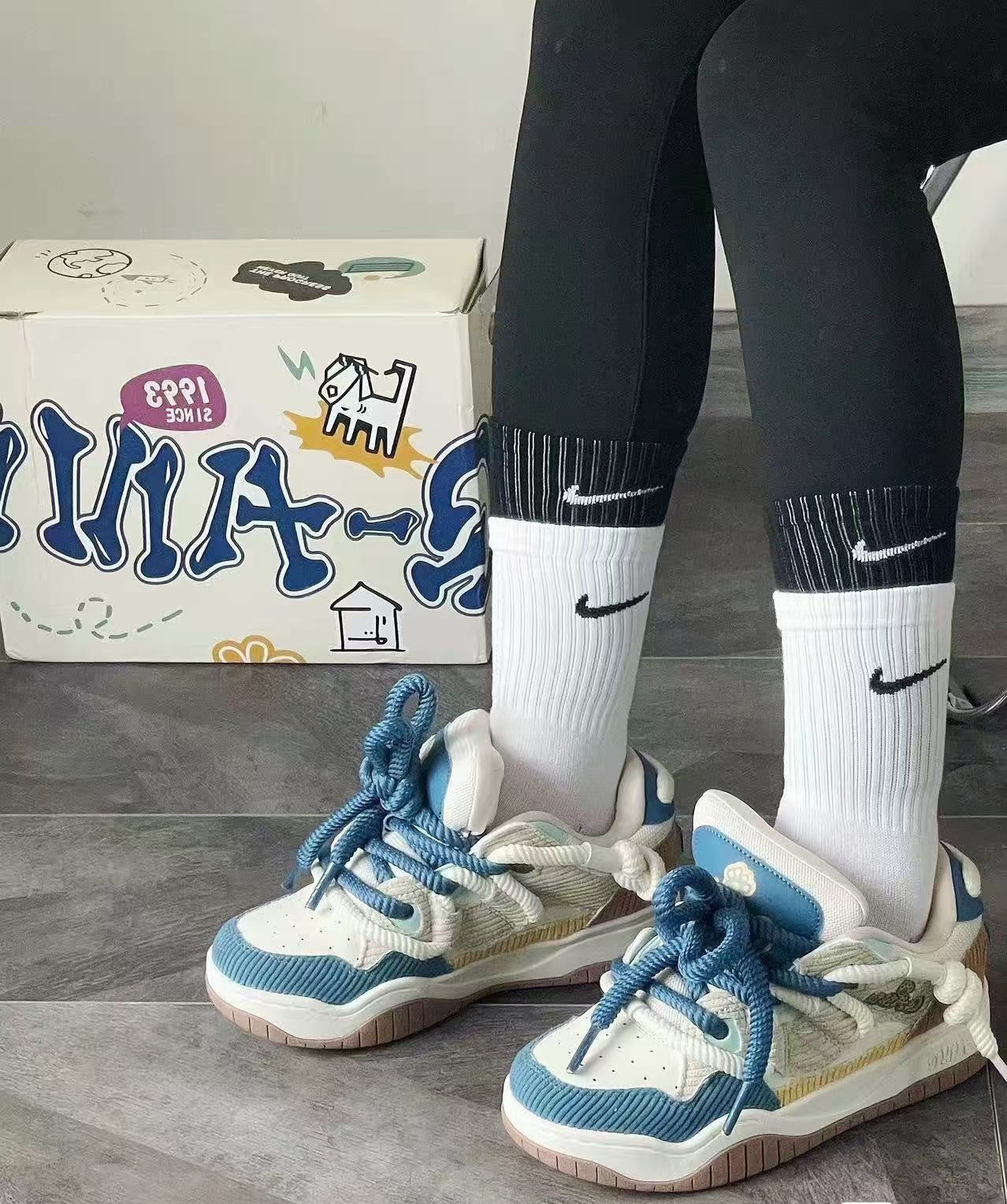 Women's Casual Sneakers - Creamy Apricot