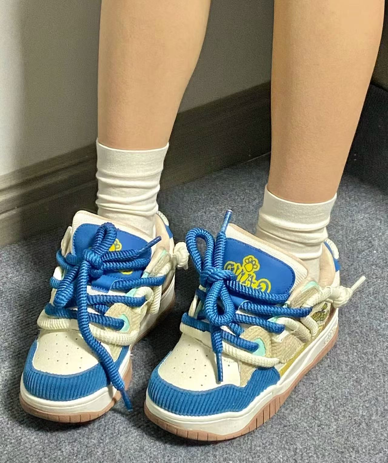 Women's Casual Sneakers - Creamy Apricot