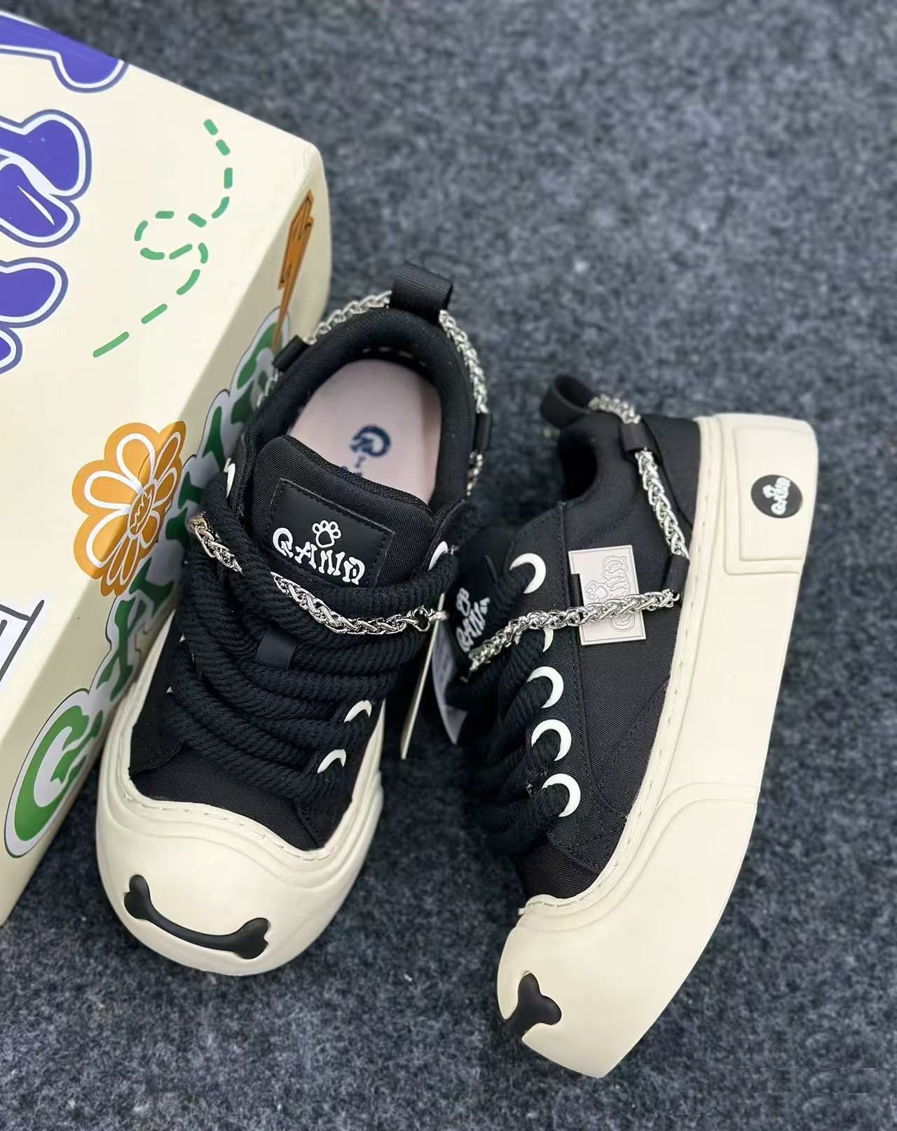 Women's Casual Sneakers - Shadow Black